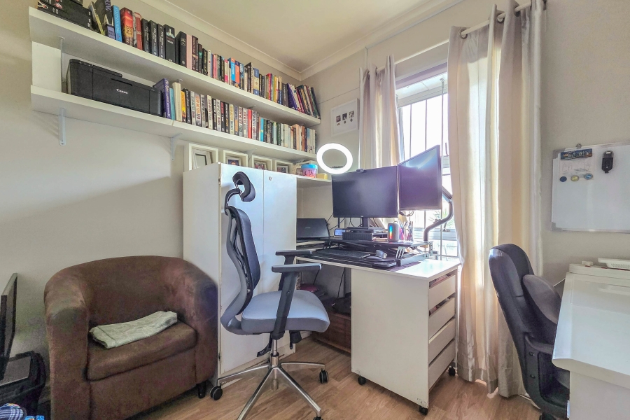 3 Bedroom Property for Sale in Ruwari Western Cape